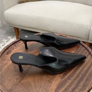Toteme Black Mules